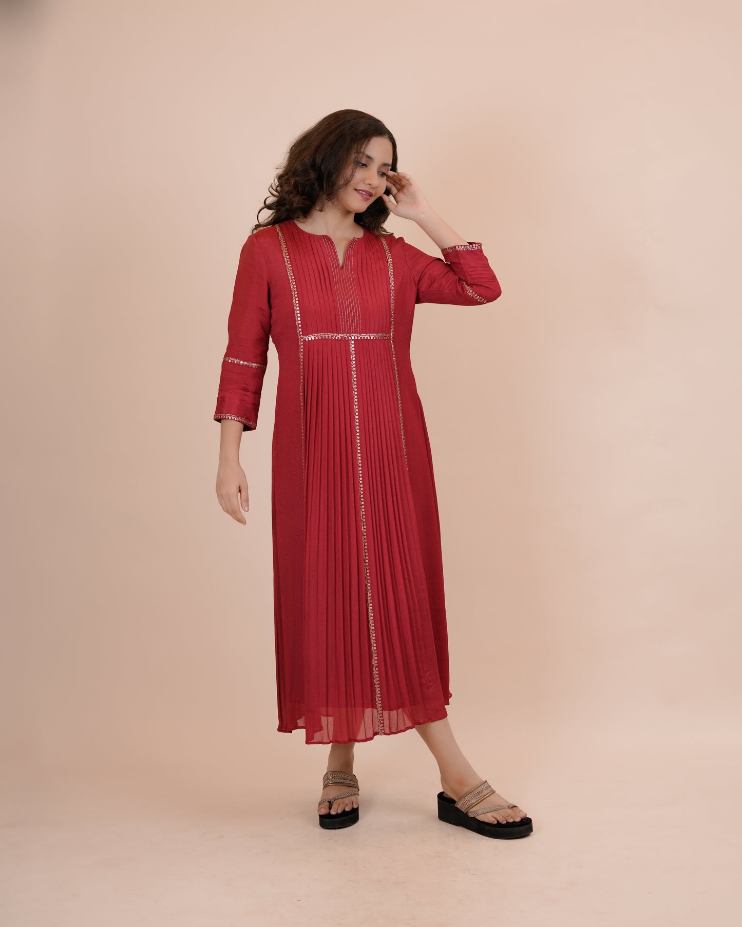 Elegant Red Pleated Maxi Dress