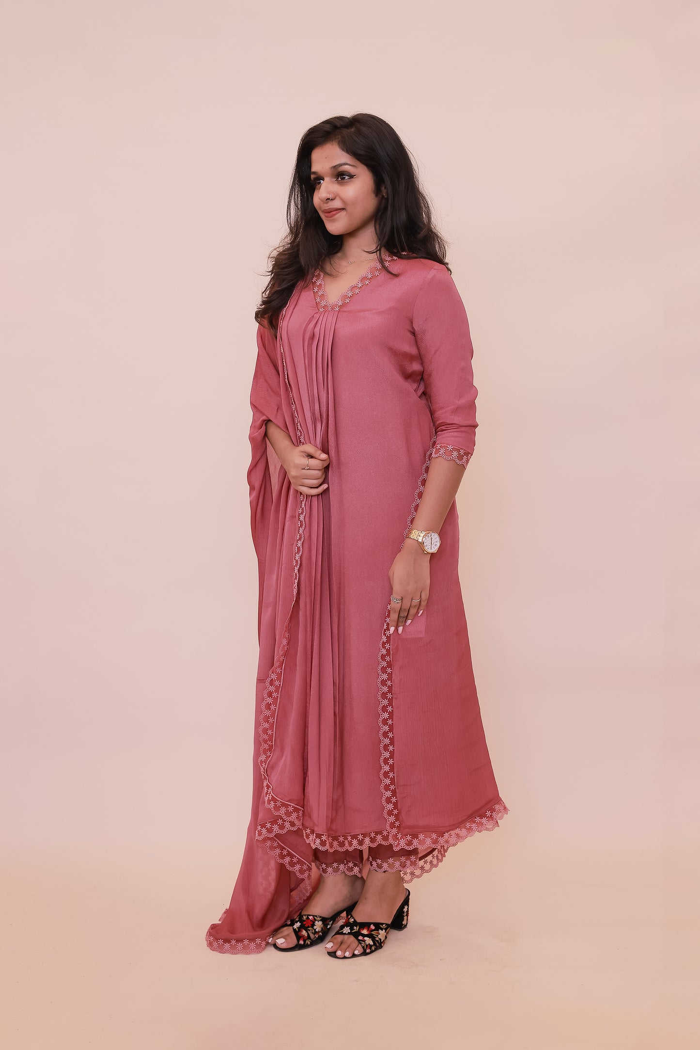 Dark pink crepe georgette dress with V neck, lace