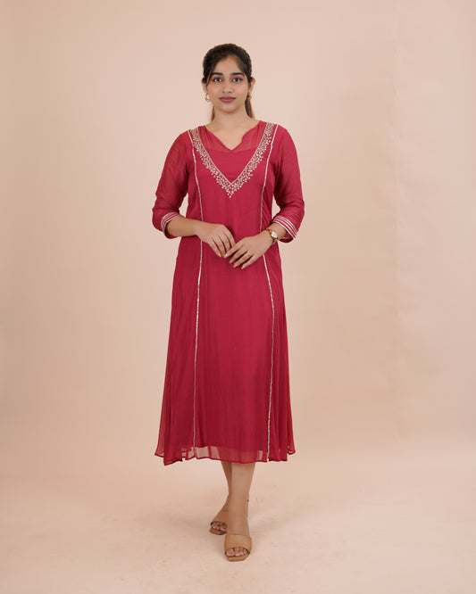 Elegant Pink Embroidered Kurta