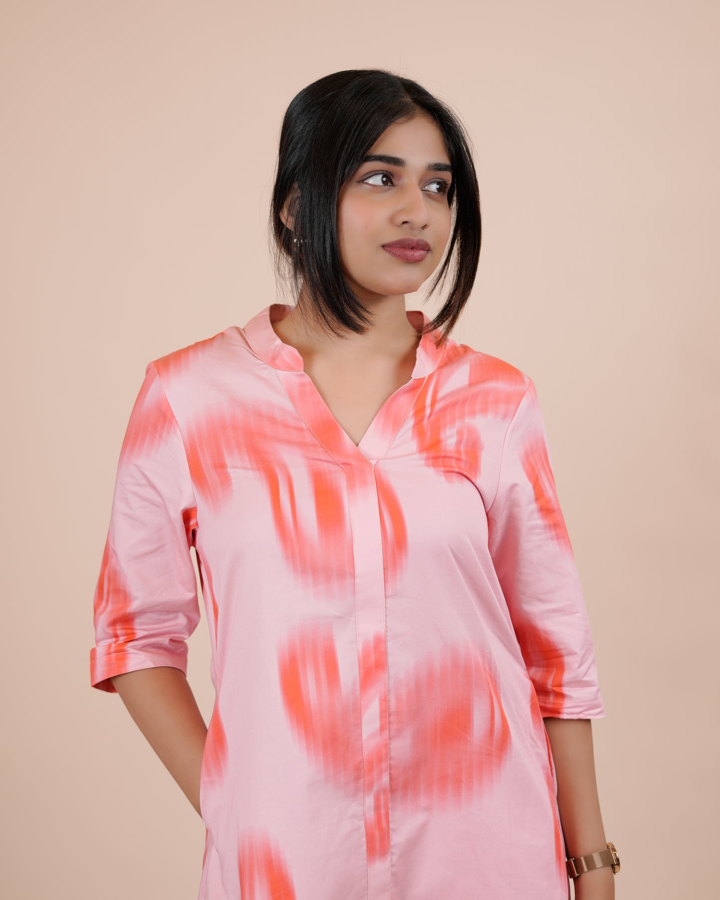 Stylish Pink Abstract Kurta Set