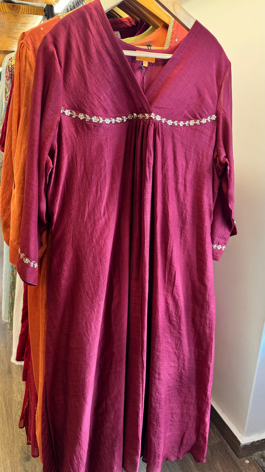 Maroon hand woven mul chanderi overlap dress with golden floral embroidery