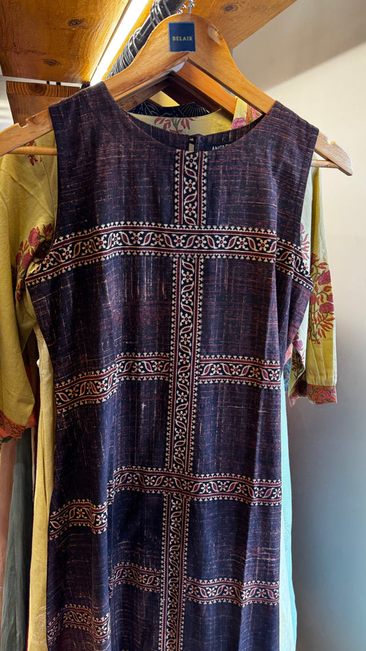 dark brown with Ajrakh borders size M