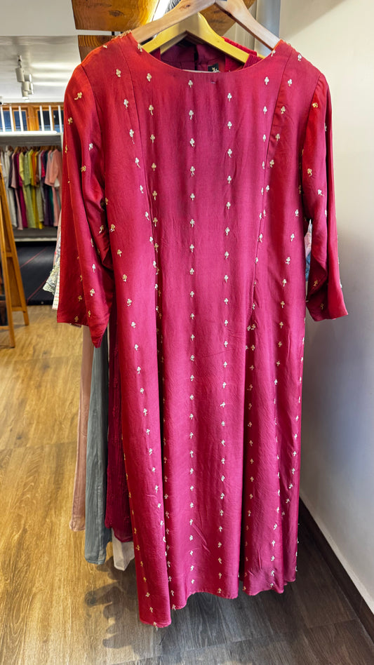 brick orange dress with sequence embroidered,size (44)XXL